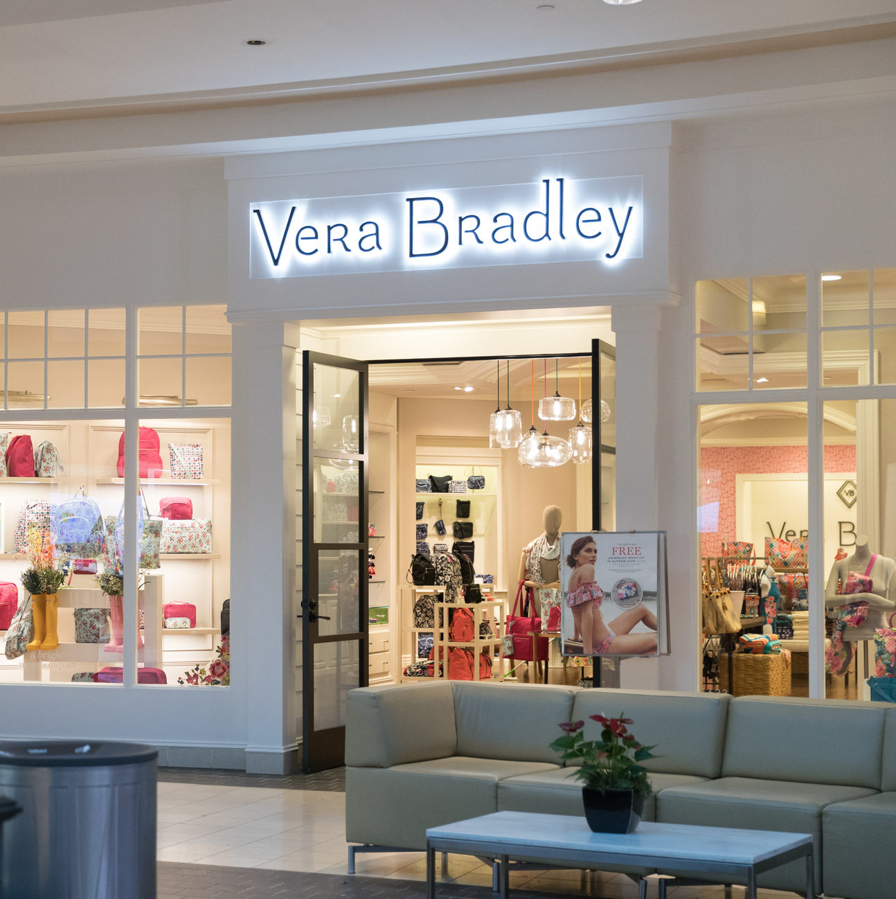 Vera Bradley Outlet: Take up to 70% off select styles - Clark Deals