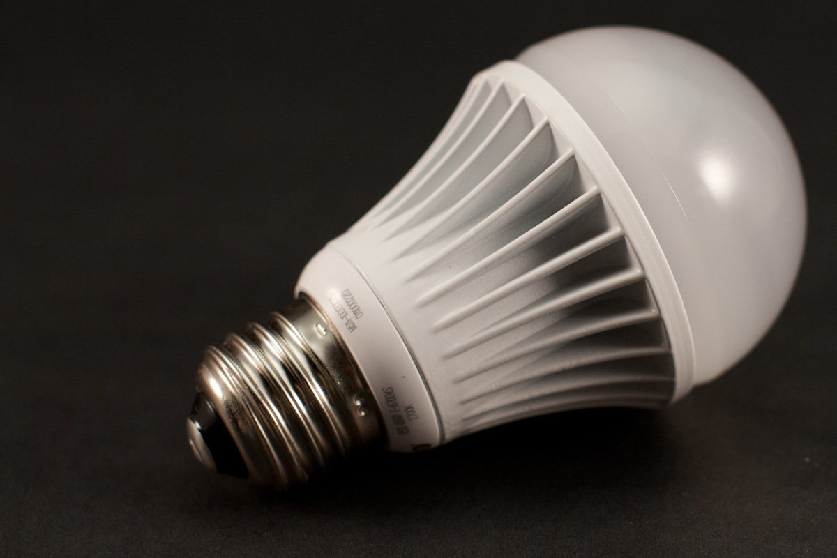LED light bulb deal