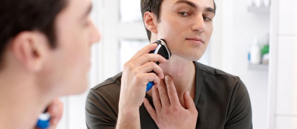 Save 44% on the Philips Norelco Shaver 4500 today only