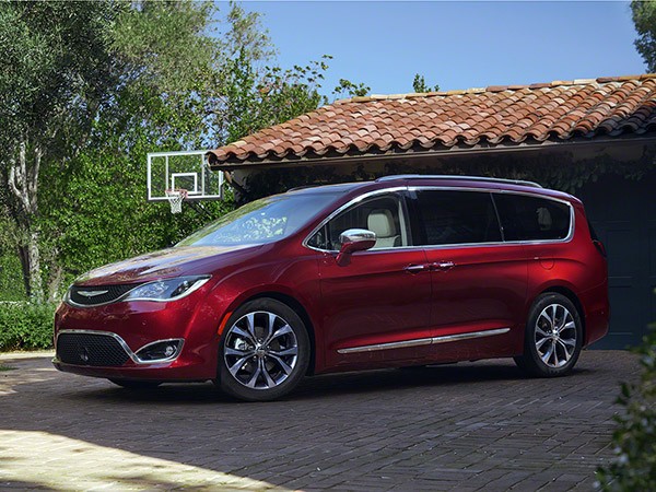 CHRYSLER PACIFICA test drive