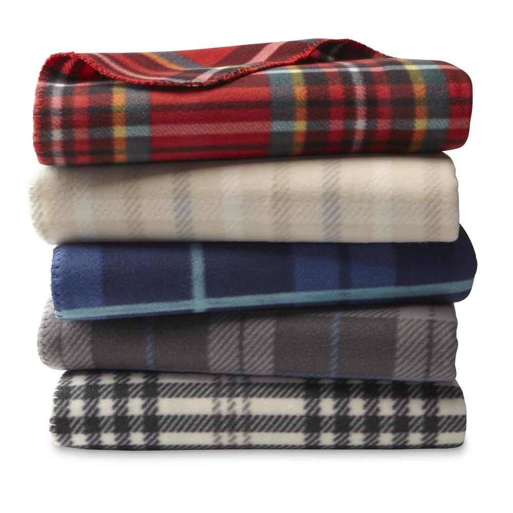 Fleece throw blankets under $4