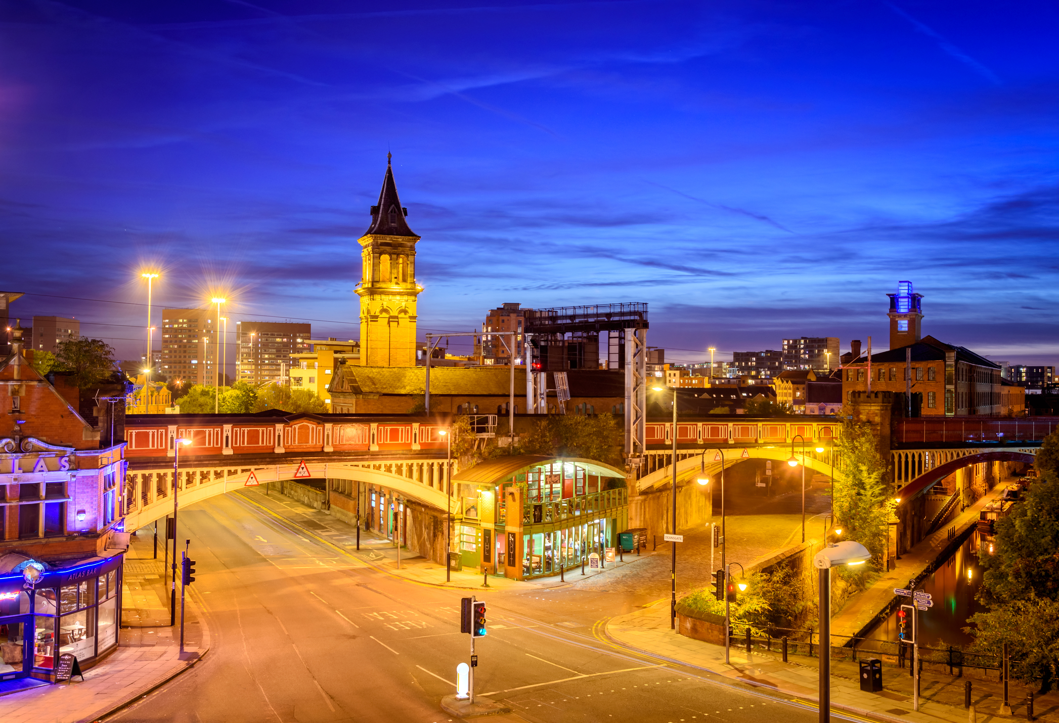 Flights to Manchester, England in the $400s & $500s round-trip