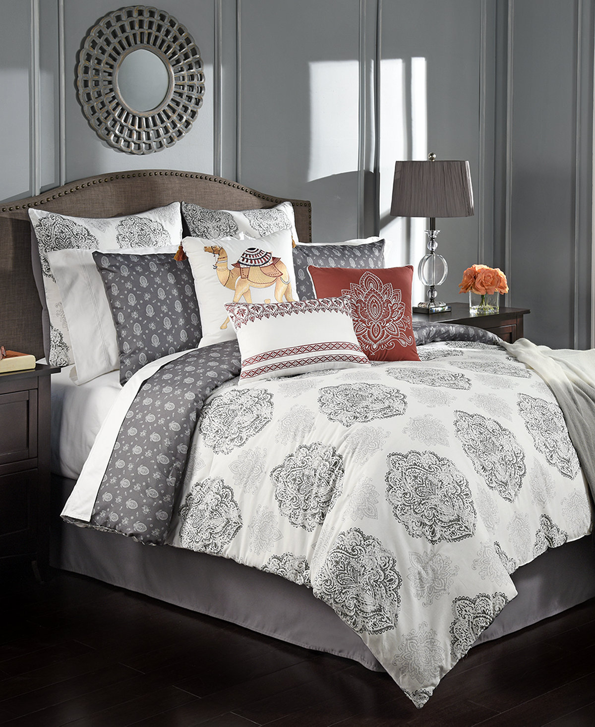 Today only: Comforter sets from $14 at Macy’s