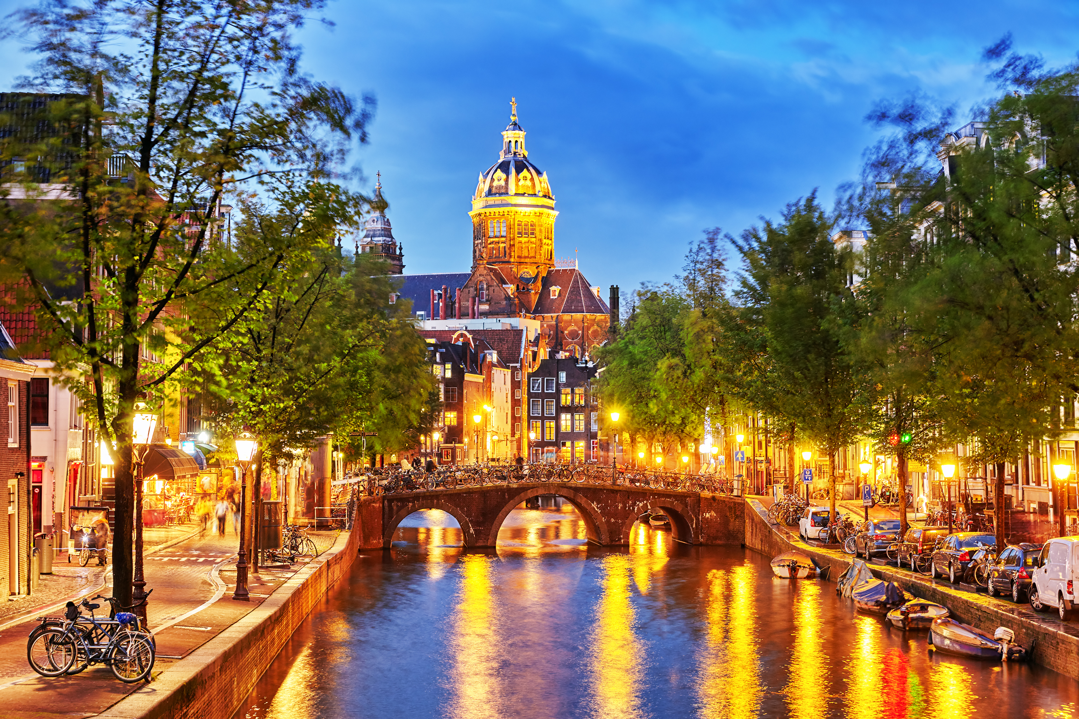 Flights to Amsterdam in the $400s round-trip!