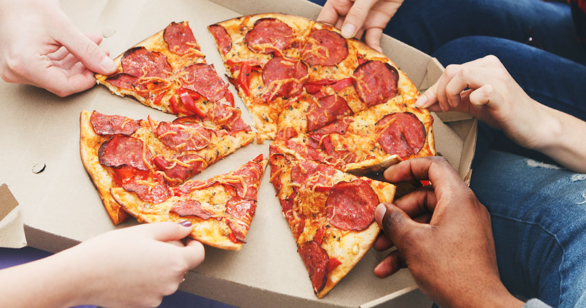 Slice: Save $10 off $15+ on pizza for new customers via app