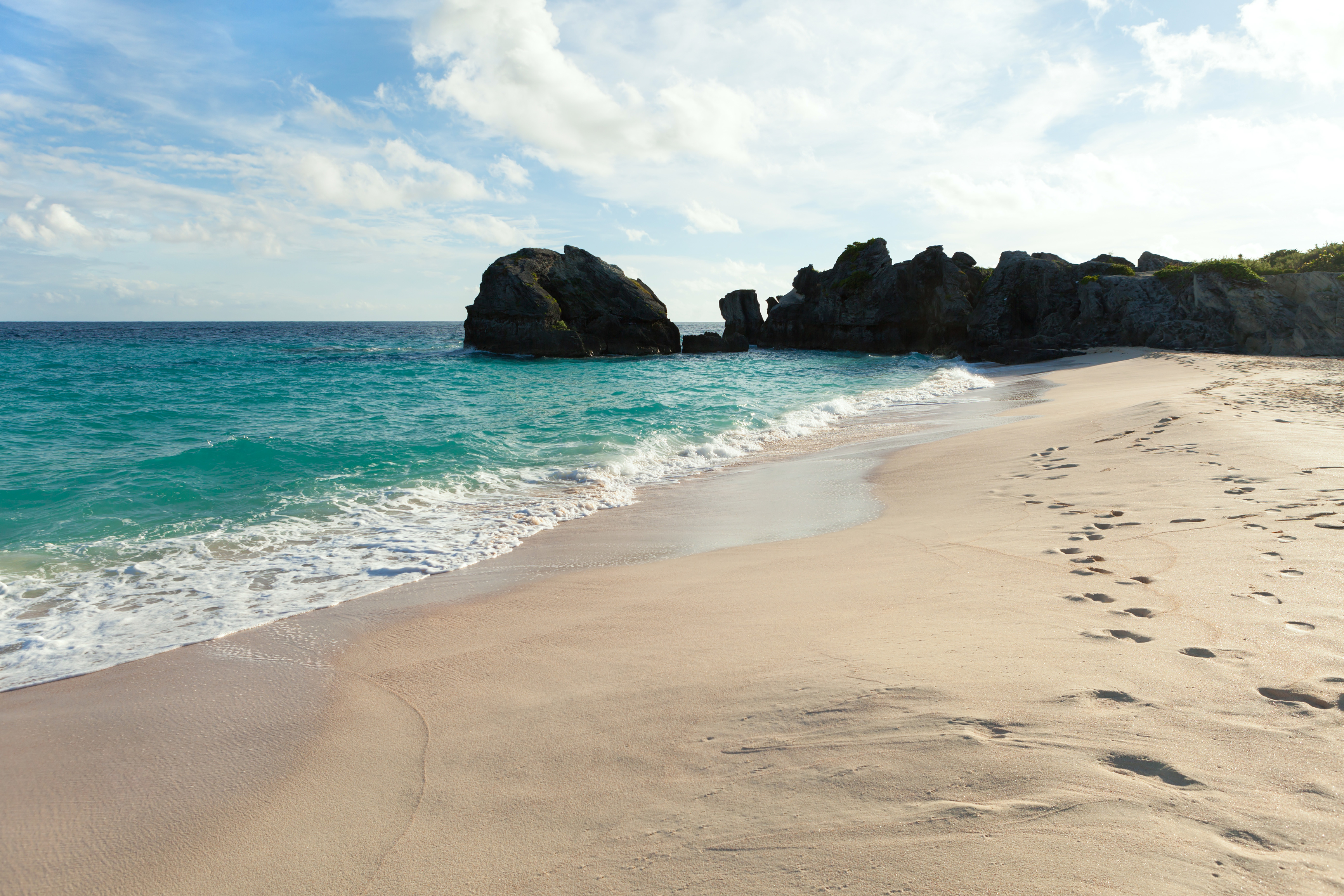 Flights to Bermuda in the $200s to $300s round-trip