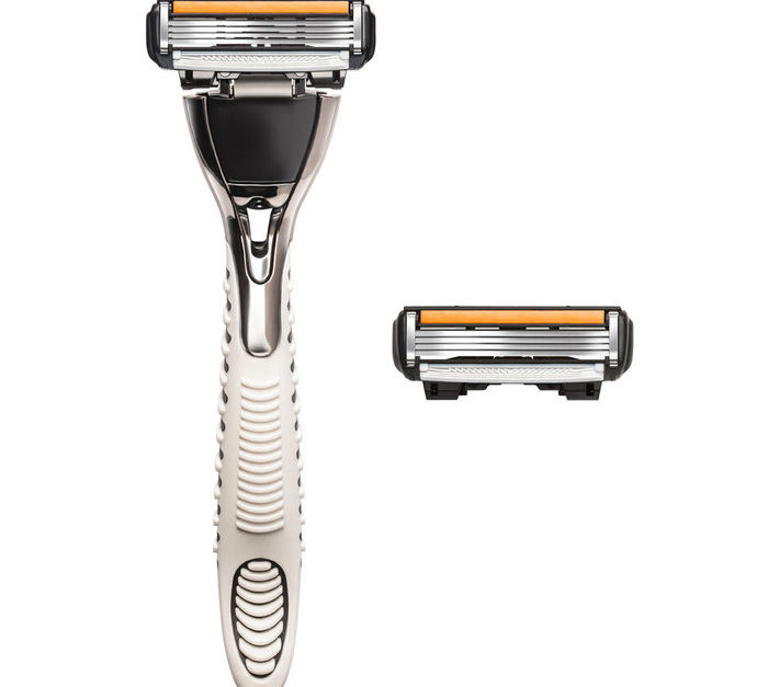 Dorco razor deal: Handle with two cartridges only $2 and free shipping
