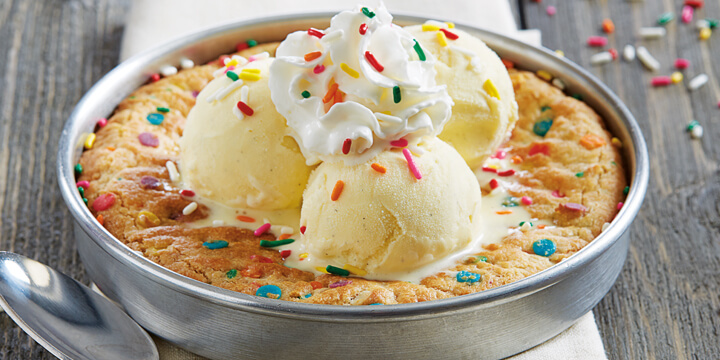 BJ’s Brewhouse: Get a FREE Pizookie with purchase!