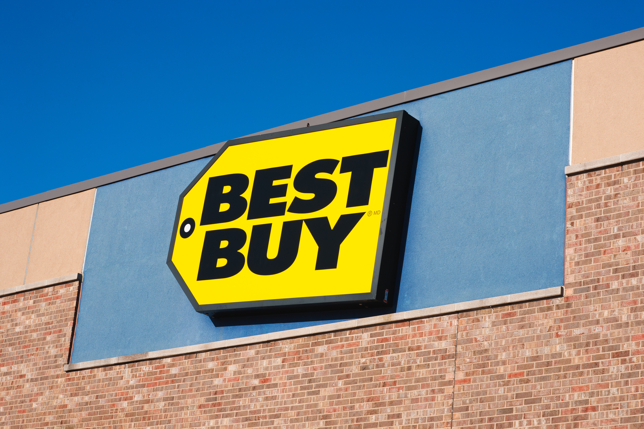 Select Best Buy email subscribers: Look for a $5 to $5,000 reward certificate!