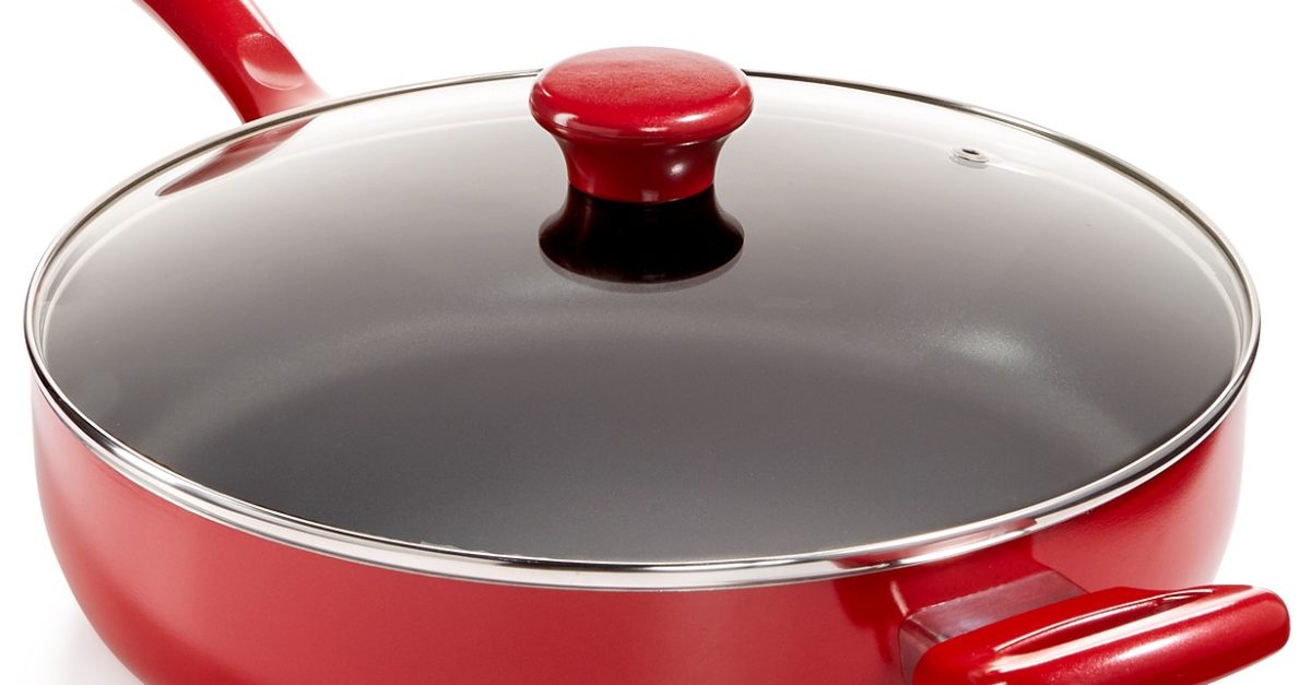 Select cookware for $10 after rebate at Macy’s