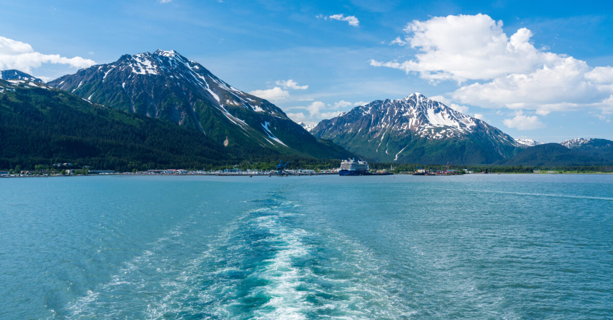 Wave Season: 7-night Alaskan cruise from $292 & more cruise deals!
