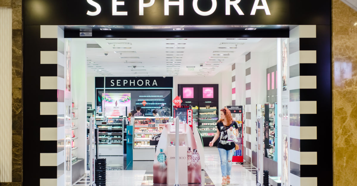Sephora coupon: Get free shipping & free samples