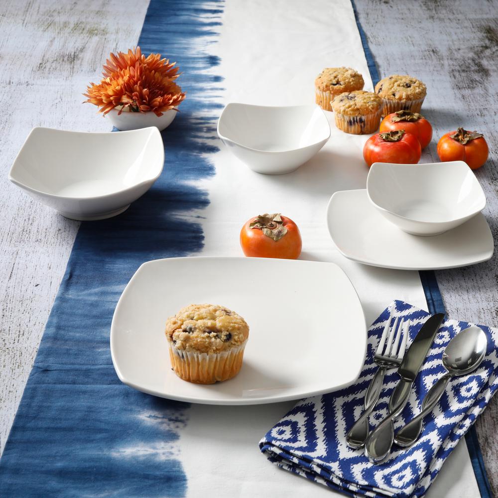40-piece Gourmet Expressions dinnerware sets for $40