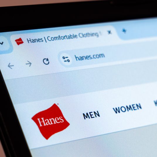Hanes: Take an extra 30% off sitewide