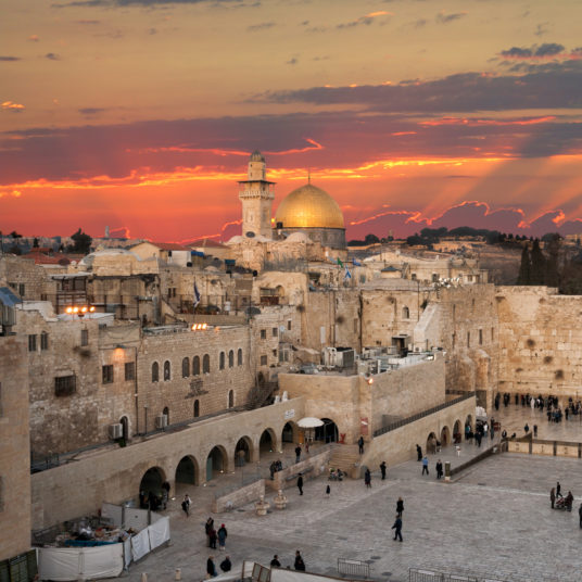 10-day Israel guided tour with flights & hotels from $1,799
