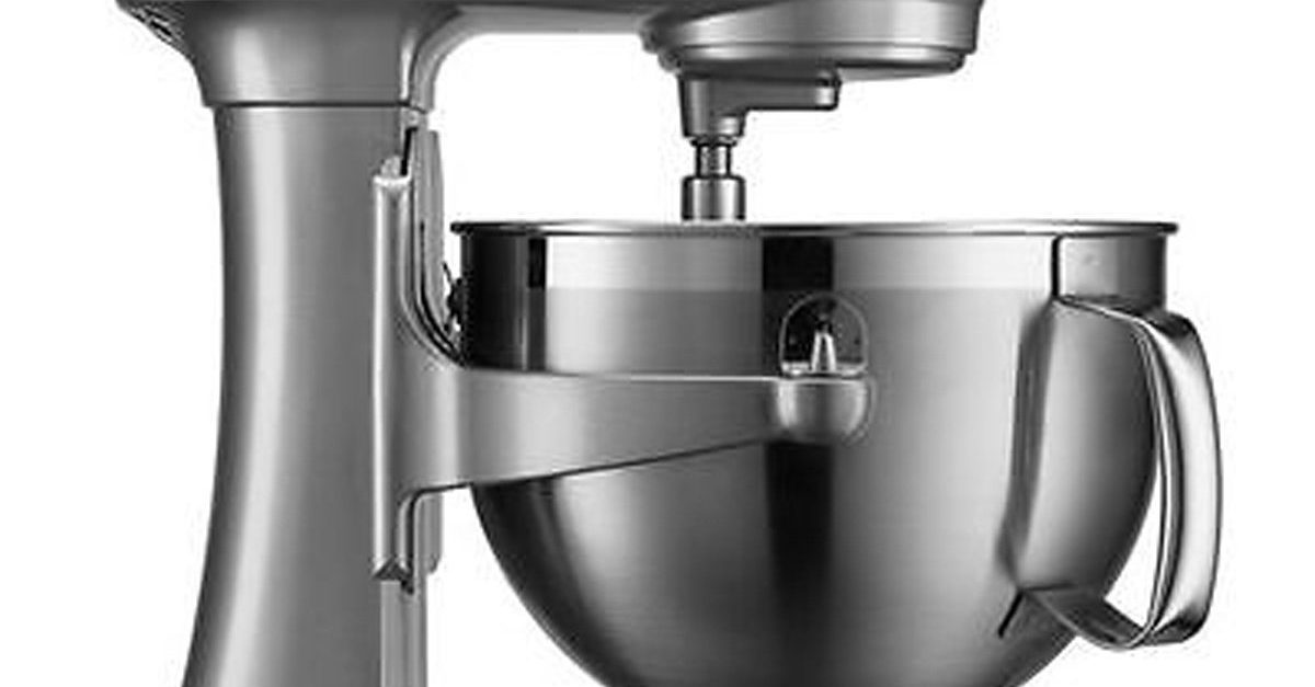 Today only: KitchenAid 6-quart stand mixer for $260