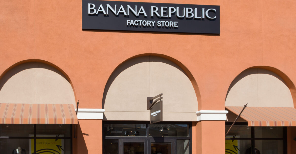 Banana Republic Factory: Take 50% off sitewide + extra 20% off