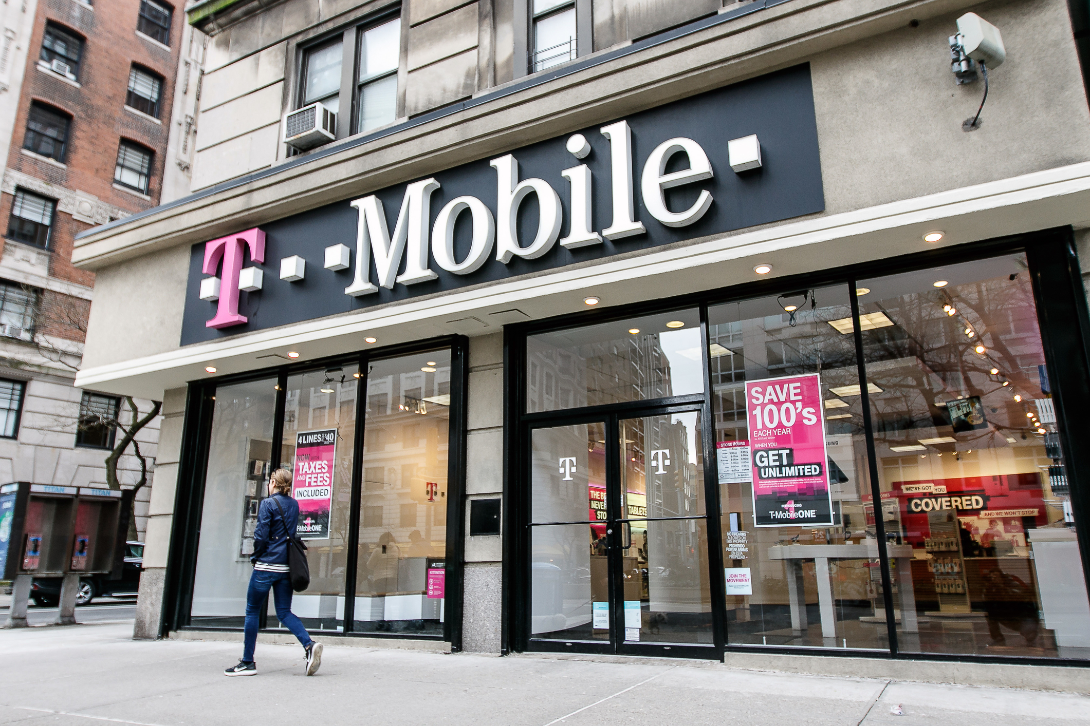 T-Mobile Cyber Monday deals: Get a FREE smartphone via monthly bill credits