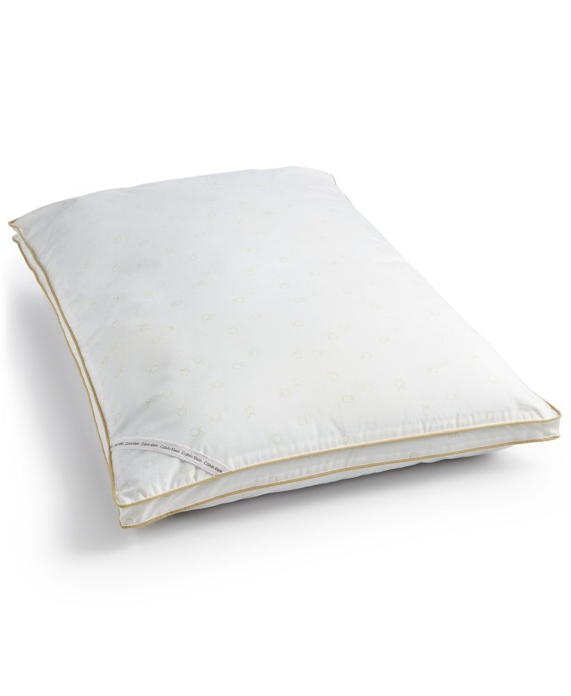 Calvin Klein down alternative gusset standard pillow for $6 - Clark Deals