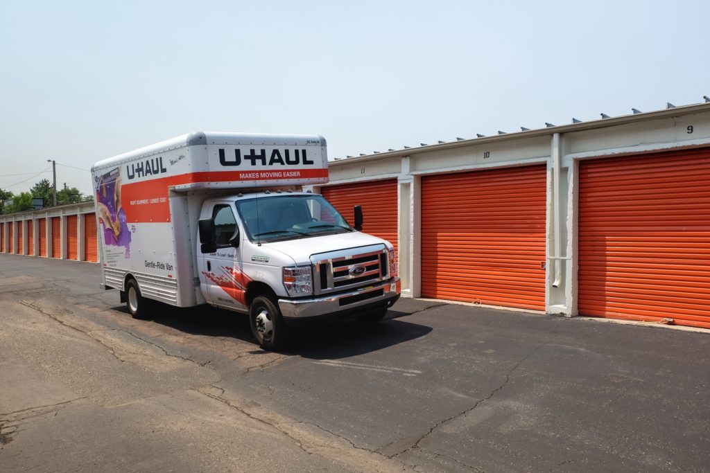 Uhaul offers 30 days of FREE storage to college students Clark Deals