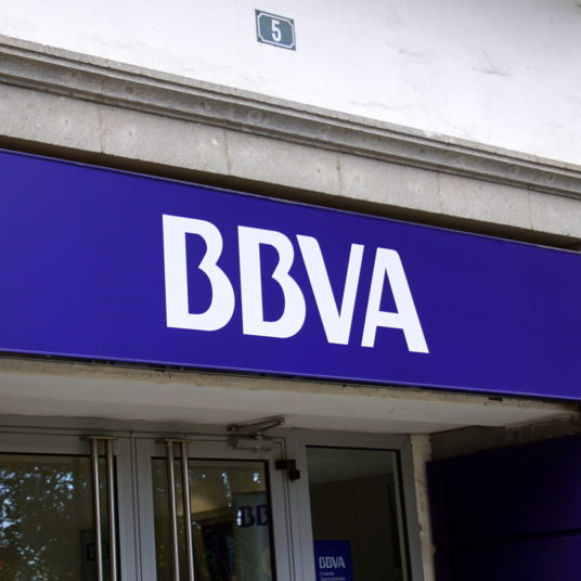 BBVA Bank: Open a new online account and get a $200 bonus