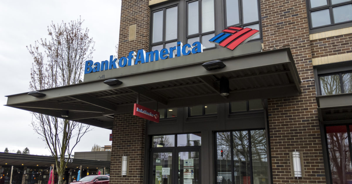 Earn up to $100 with a new Bank of America checking account