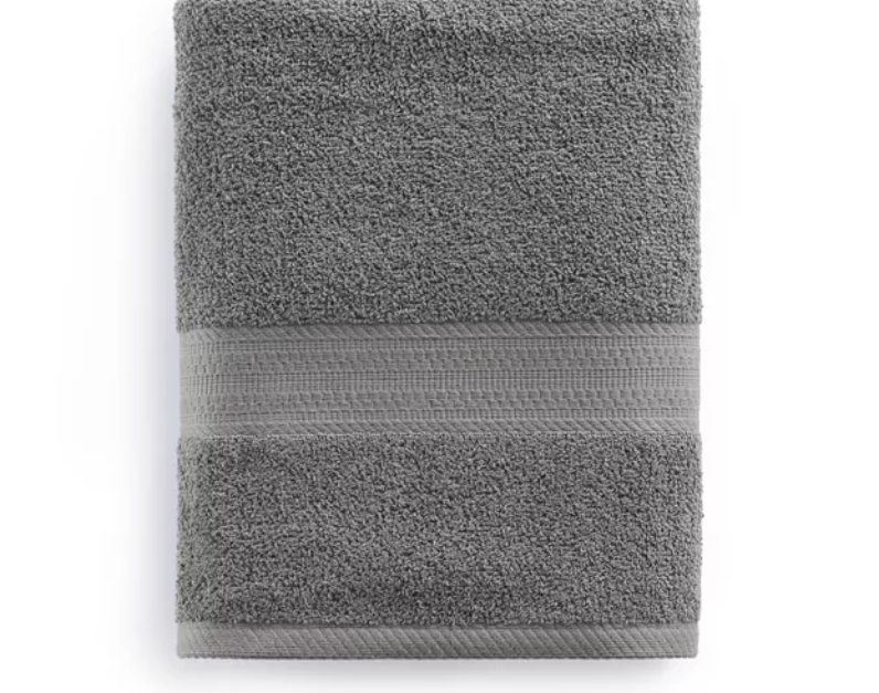 The Big One solid bath towels for $3 at Kohl’s