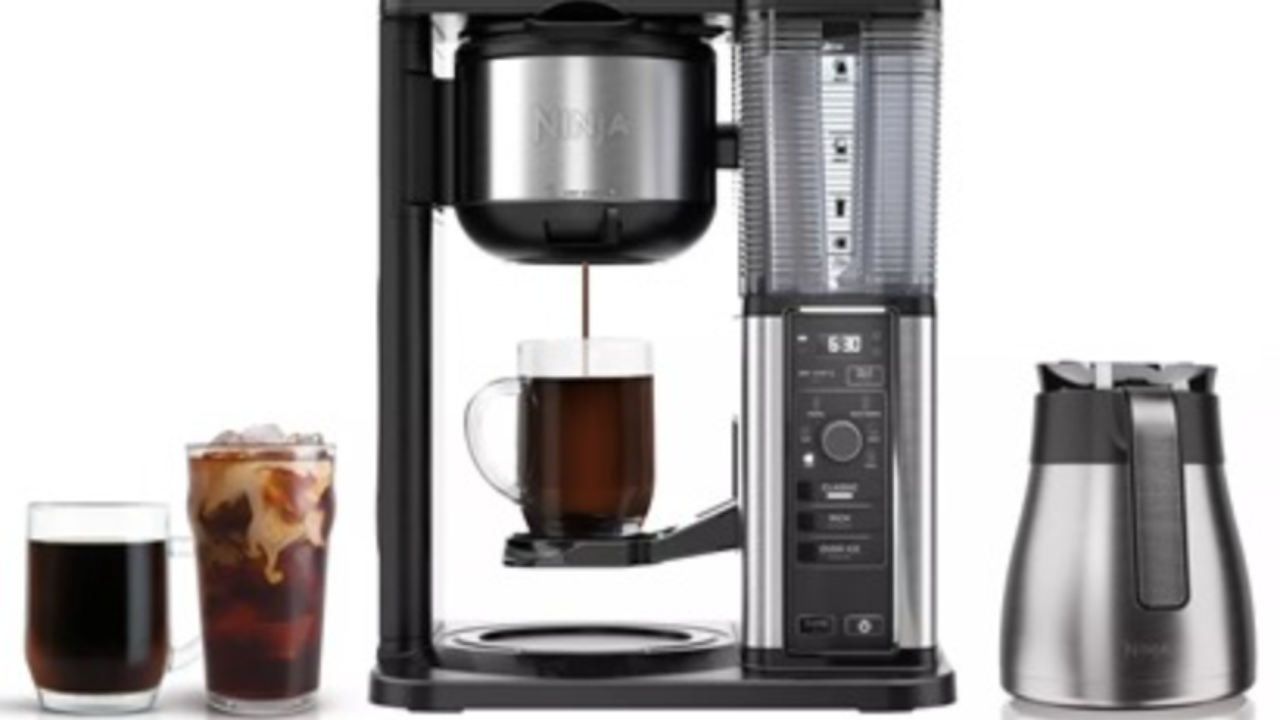 Today only: Ninja CM305 hot & iced refurbished 10-cup coffee