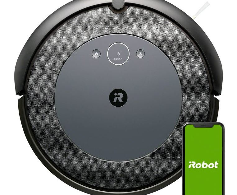 Refurbished iRobot Roomba i4 vacuum cleaning robot for $200