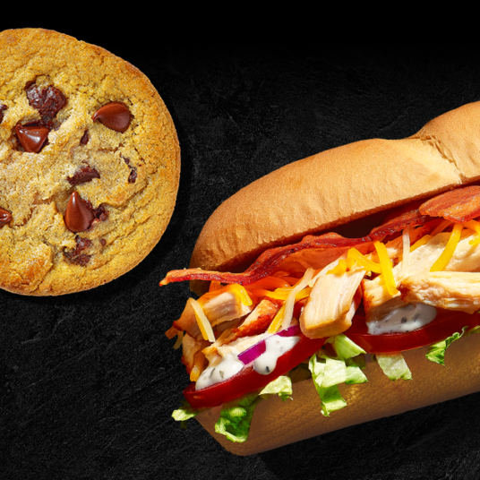 Subway: Get a FREE cookie with any footlong