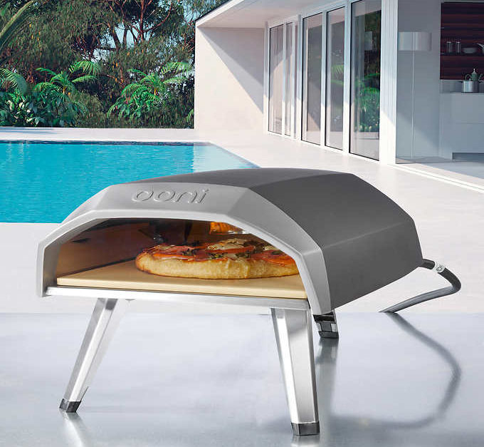 Costco members: Ooni gas-powered pizza oven and pizza peel for $330