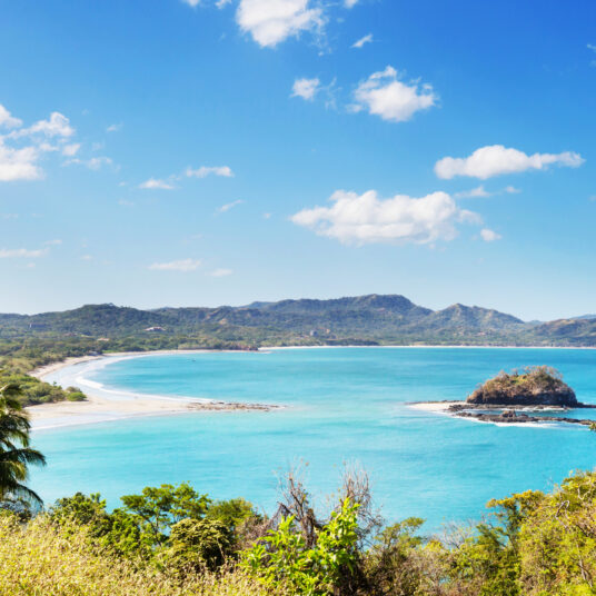 Frontier Airlines nonstop flights to Coast Rica from $151