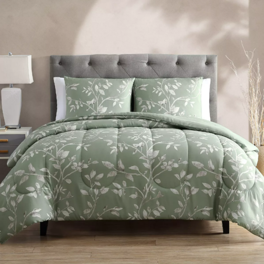 Any-size 3-piece comforter sets for $30 at Macy’s