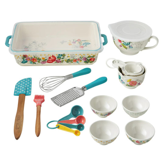 The Pioneer Woman Blooming Bouquet 20-piece bake & prep set for $20