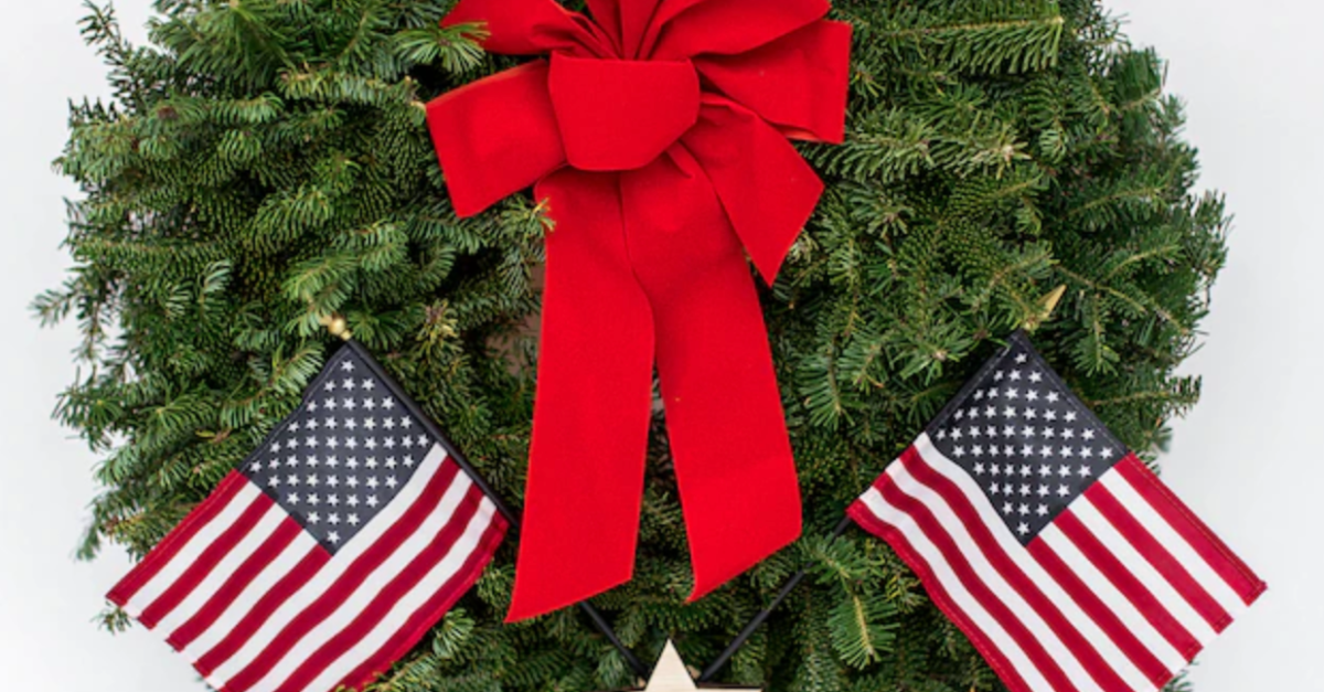 Today only: Wreaths Across America 22-in real balsam fir Christmas wreath for $25