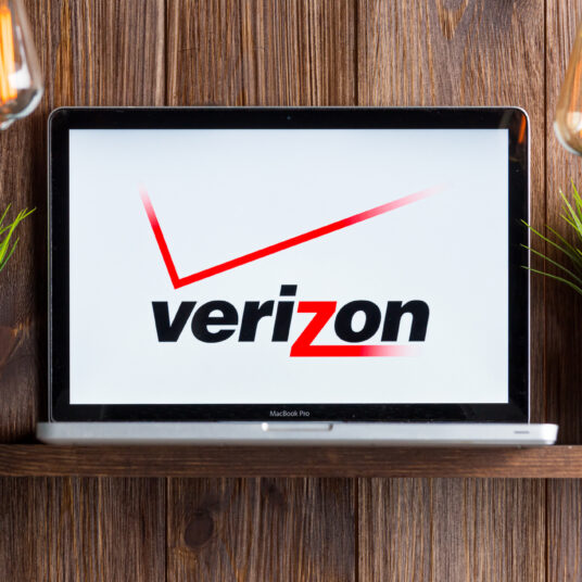 Verizon customers: Get 1 year of Netflix Premium included for FREE with select subscriptions