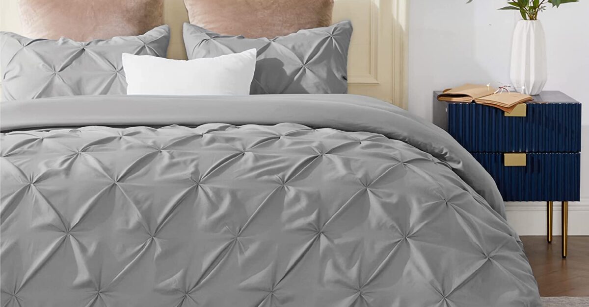 Bedsure queen-size grey duvet cover set for $25