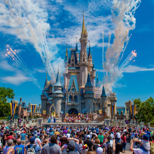 Walt Disney World: Save up to 50% on tickets