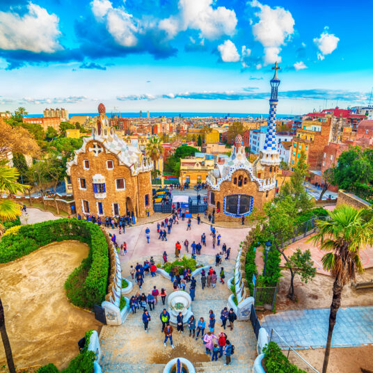 6-night Paris & Barcelona trip with flights from $1,215
